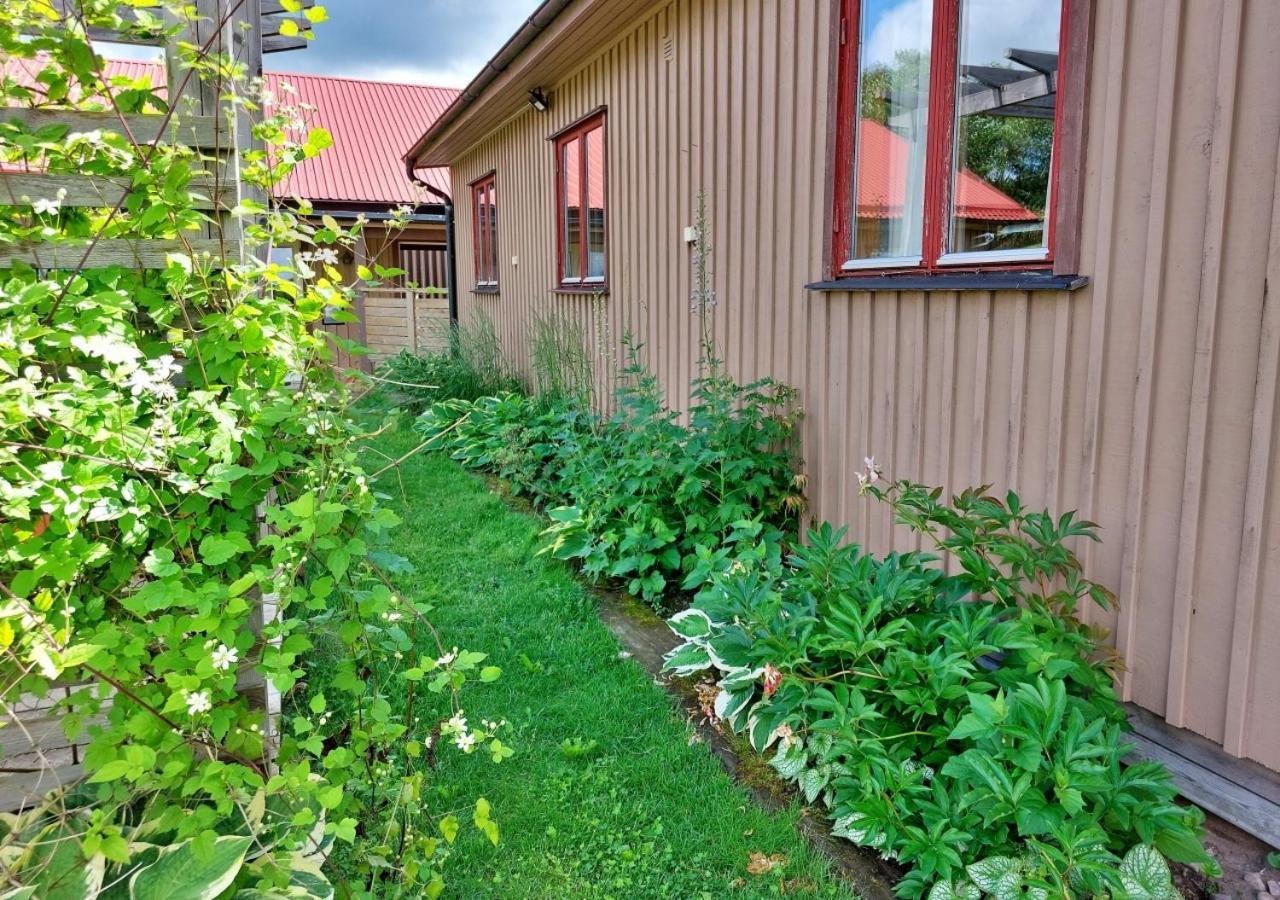 Hostal Flora Dekor Gaestgard Alingsås Exterior foto